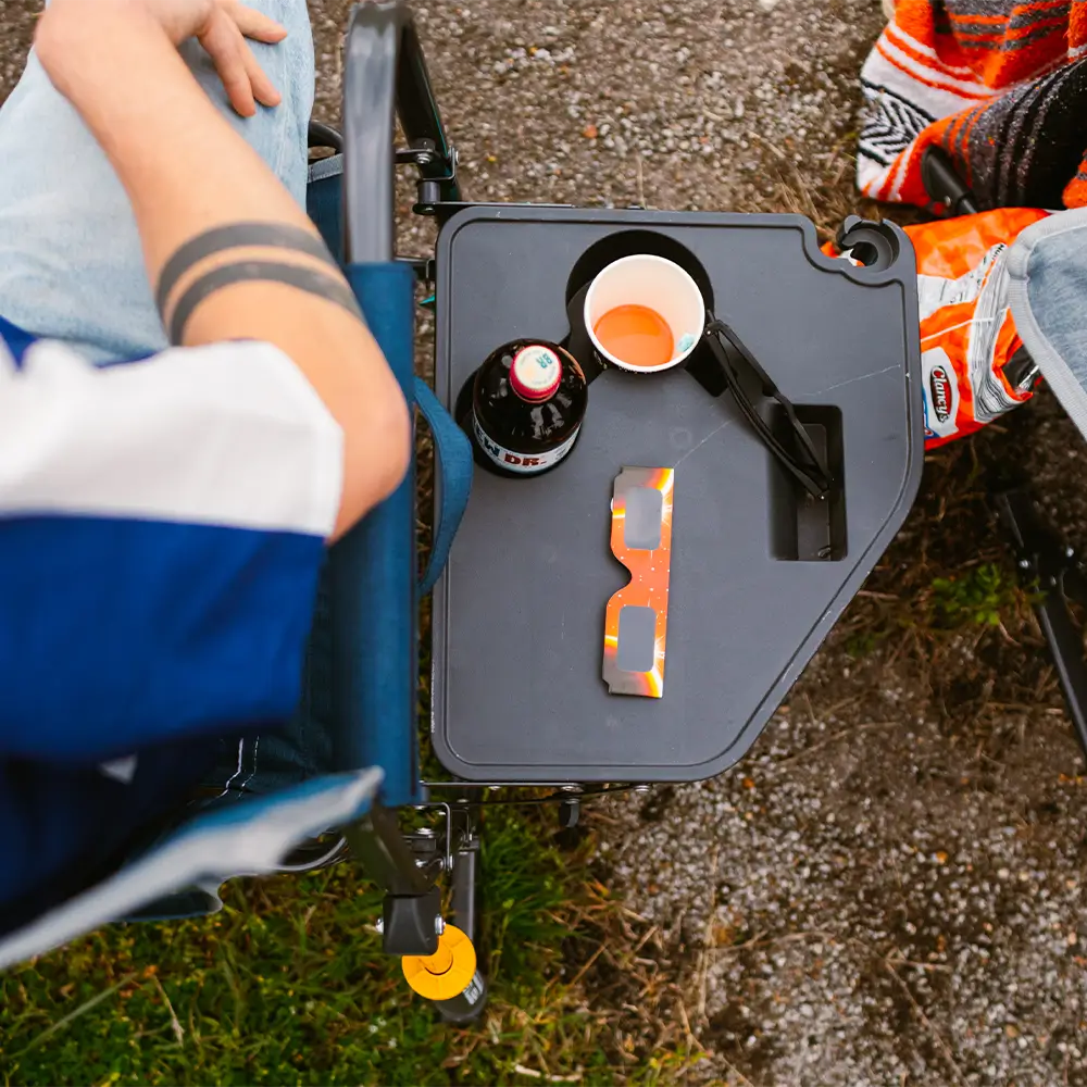 Freestyle Rocker™ with Side Table - Daily Set
