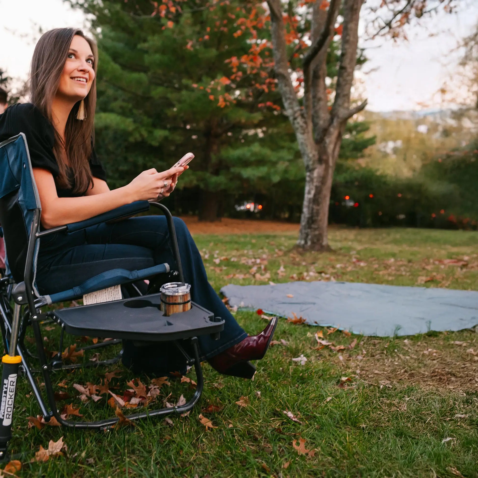Freestyle Rocker™ with Side Table - Daily Set
